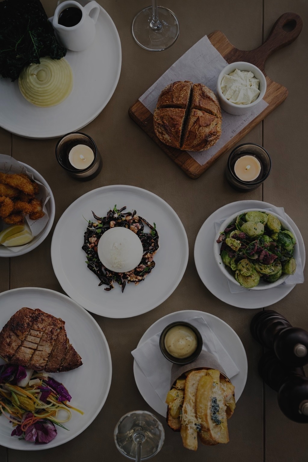 Low Lights, DJs, Cocktails –
An Evening at The Broadcaster